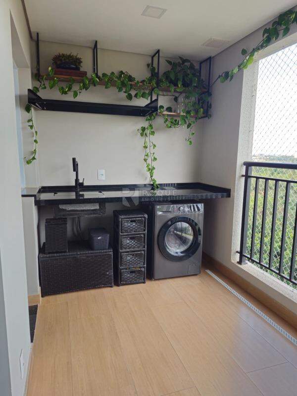 Apartamento à venda no bairro Jardim Santa Adélia: 