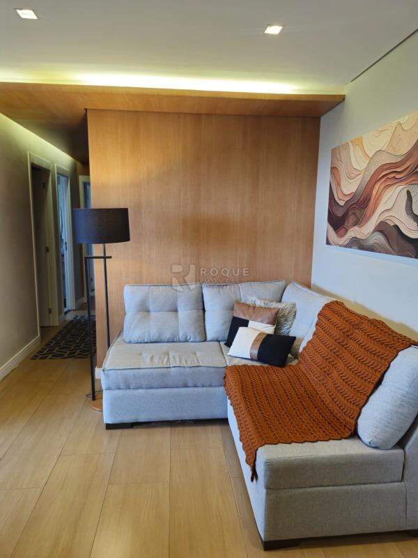 Apartamento à venda no bairro Jardim Santa Adélia: 