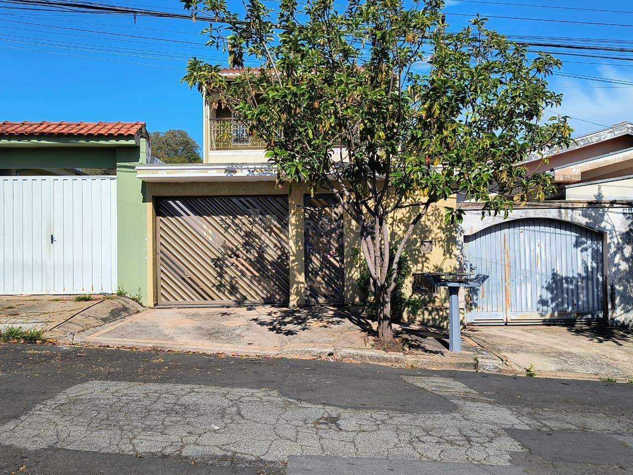 Casa Residencial para aluguel no bairro Vila Queiroz: Fachada