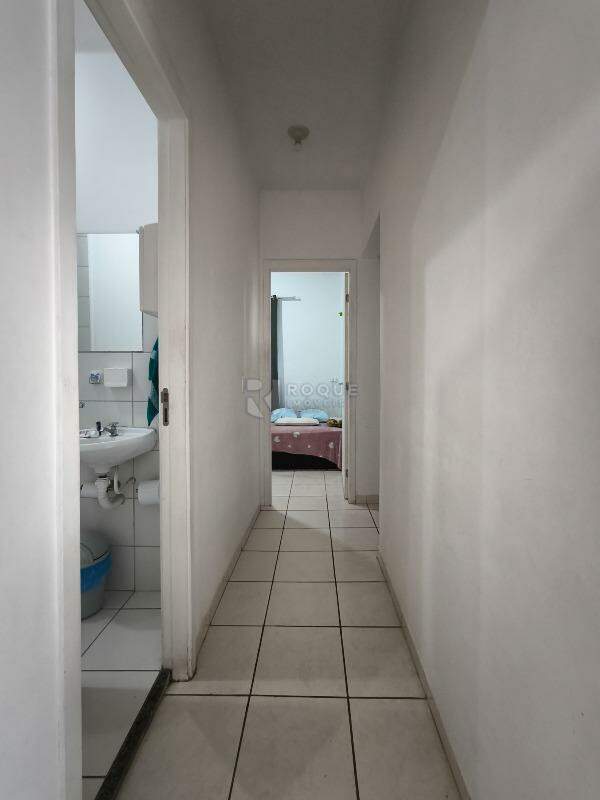 Apartamento à venda no bairro Jardim Parque Novo Mundo: CORREDOR INTERNO