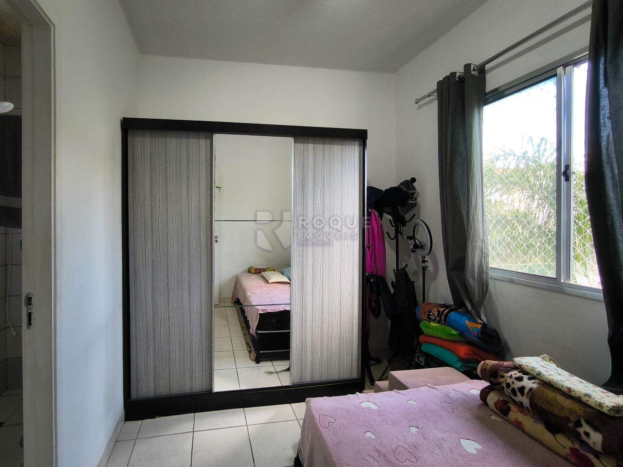 Apartamento à venda no bairro Jardim Parque Novo Mundo: SUÍTE