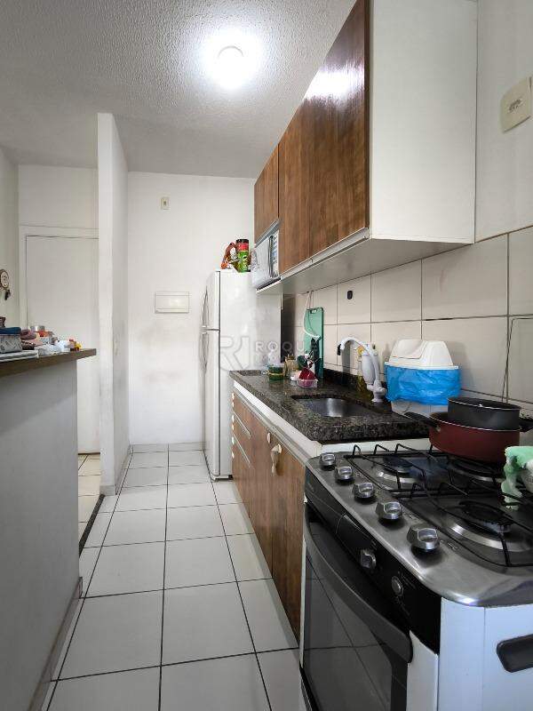 Apartamento à venda no bairro Jardim Parque Novo Mundo: COZINHA