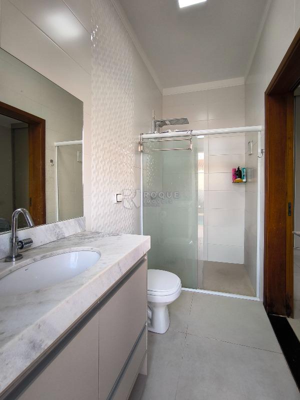 Casa Residencial à venda no bairro Jardim Caieira: WC SUÍTE
