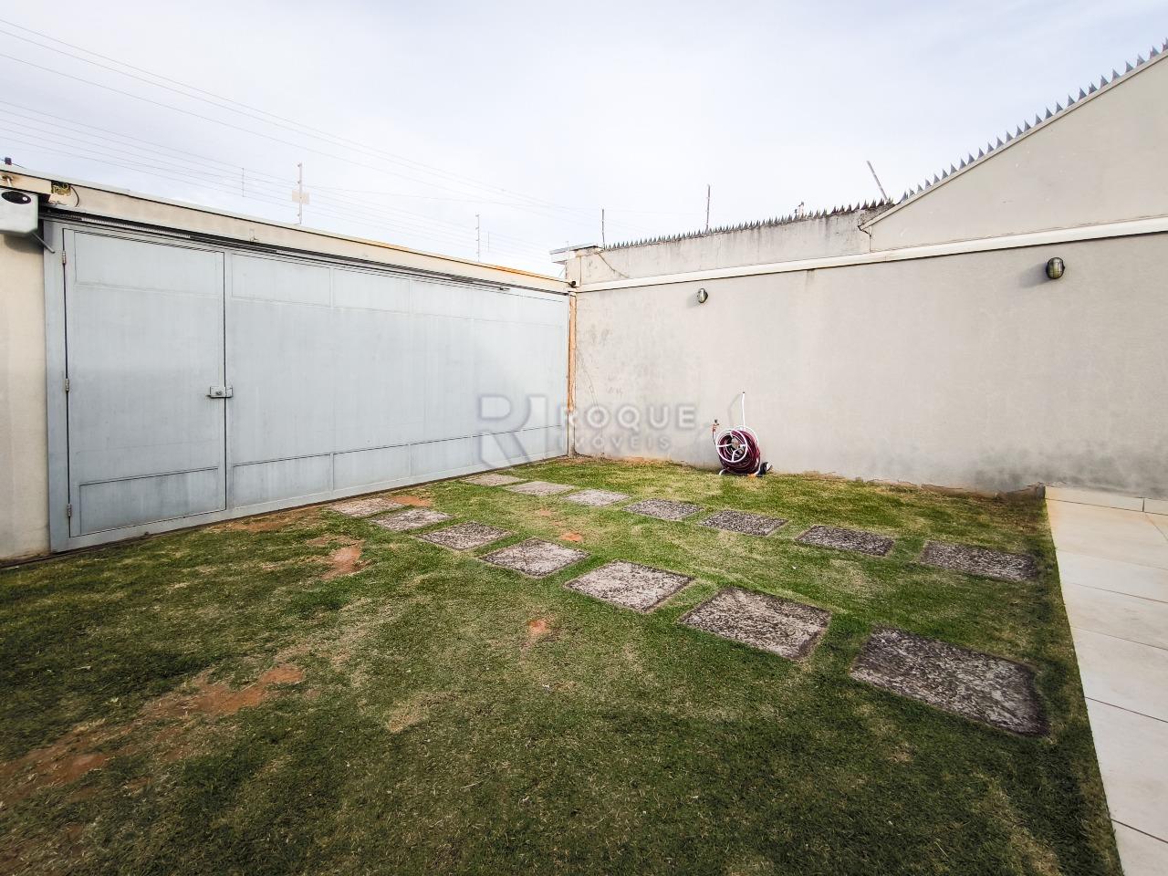 Casa Residencial à venda no bairro Jardim Caieira: GARAGEM