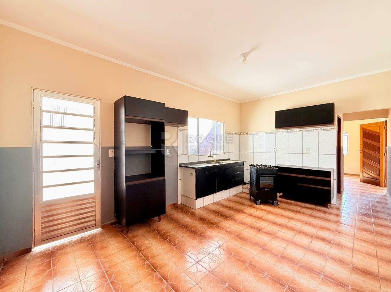 Casa Residencial para aluguel no bairro Jardim Gustavo Peccinini: Cozinha 