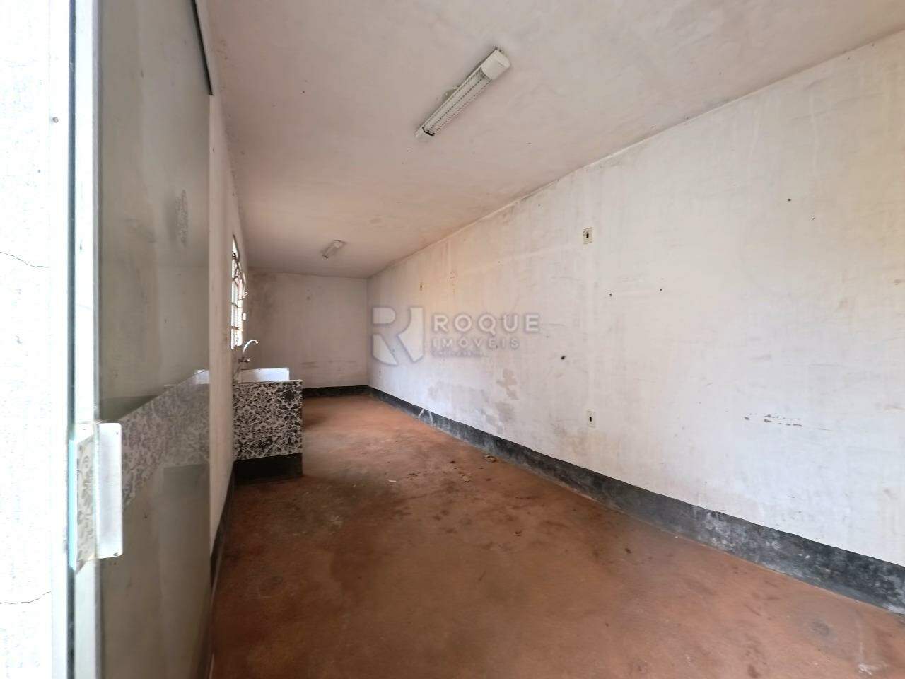 Casa Residencial à venda no bairro Parque Pompeu: 