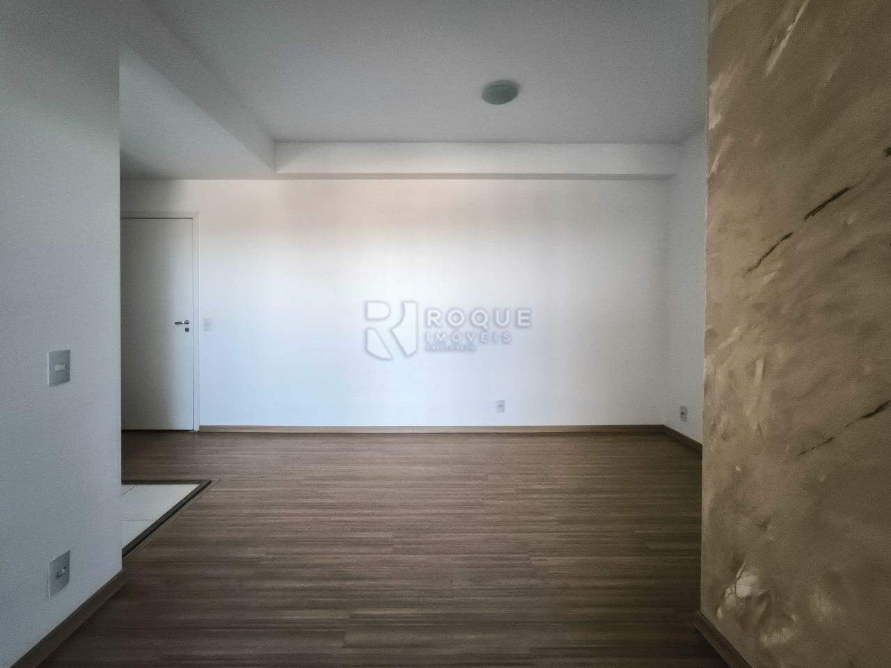 Apartamento à venda no bairro Vila Santa Rosália: SALA DE ESTAR