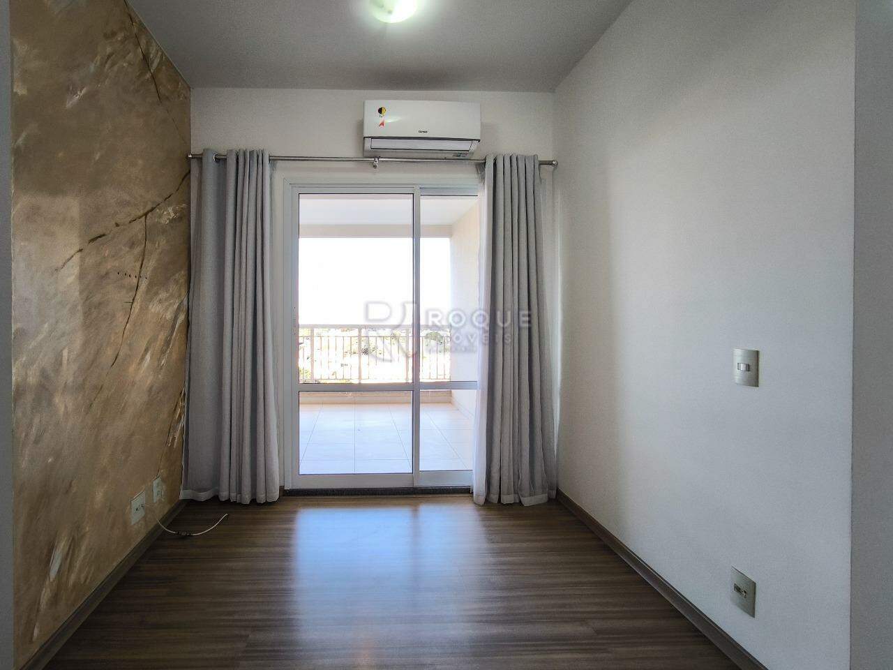 Apartamento à venda no bairro Vila Santa Rosália: SALA DE ESTAR