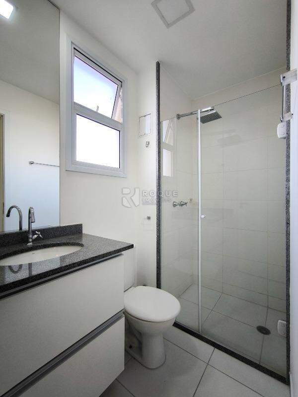 Apartamento à venda no bairro Vila Santa Rosália: WC SUÍTE