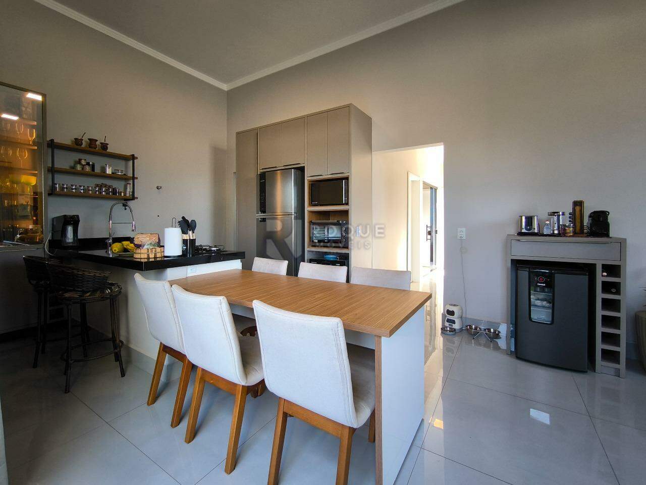 Casa Residencial à venda no bairro Jardim Solar dos Nobres: SALA DE JANTAR