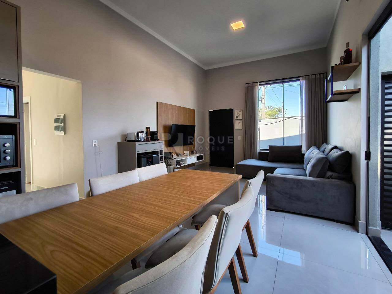 Casa Residencial à venda no bairro Jardim Solar dos Nobres: SALA DE JANTAR
