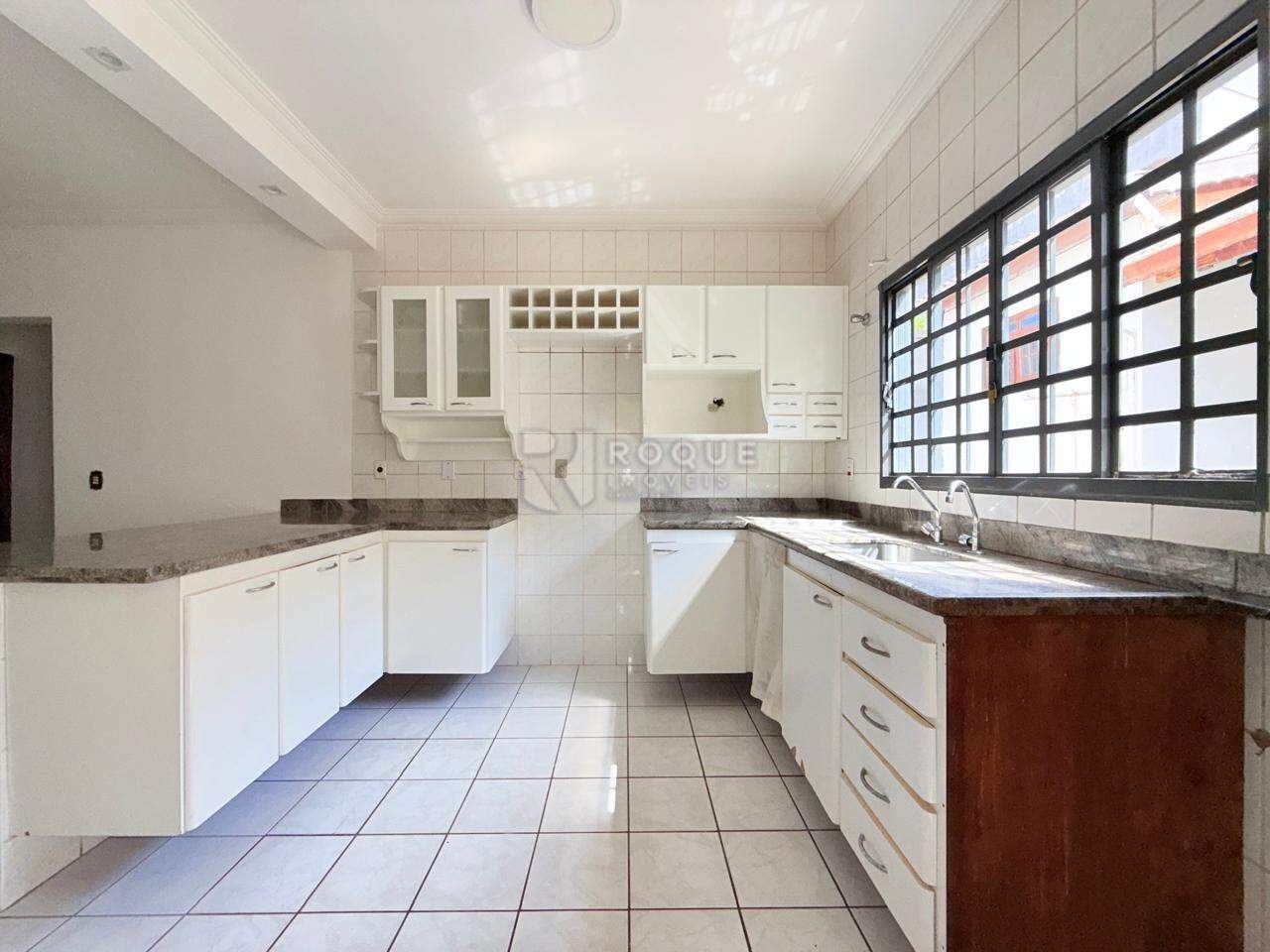Casa Residencial para aluguel no bairro Jardim Planalto: Cozinha