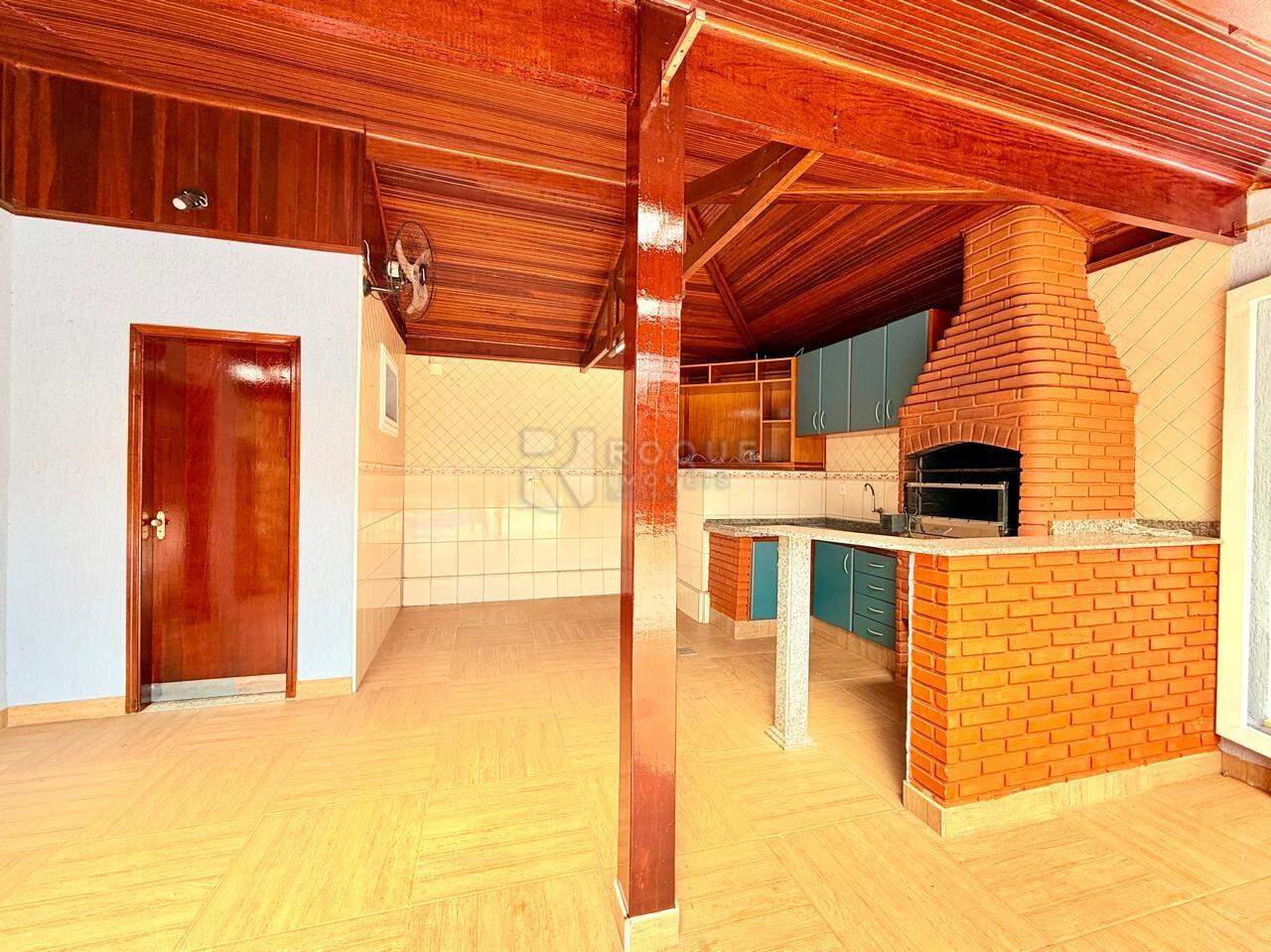 Casa em condomínio para aluguel no bairro Jardim Terras de Santa Elisa: 