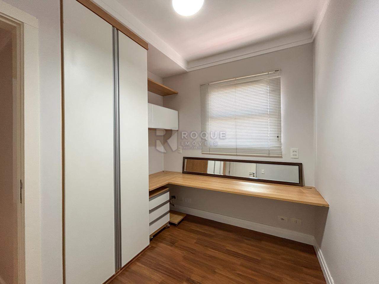 Apartamento para aluguel no bairro Centro: Dormitório 3