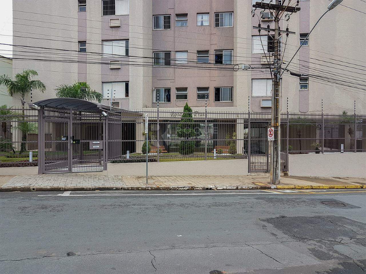 Apartamento para aluguel no bairro Centro: Condomínio 
