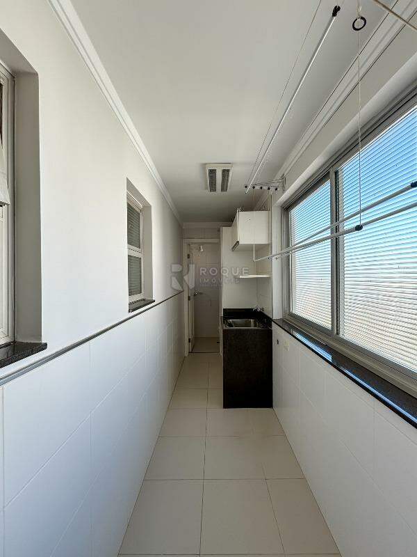 Apartamento para aluguel no bairro Centro: Área de serviço 