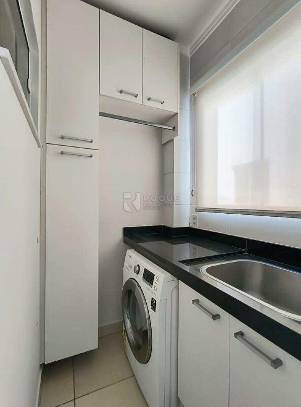Apartamento para aluguel no bairro Jardim Ouro Verde: Lavanderia