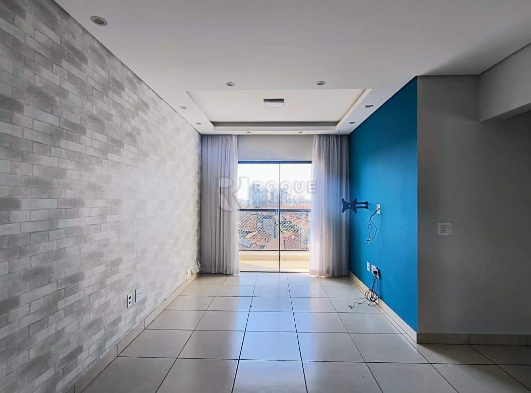Apartamento para aluguel no bairro Jardim Ouro Verde: Sala