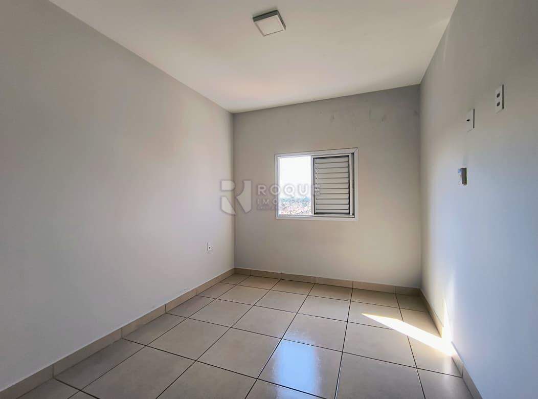 Apartamento para aluguel no bairro Jardim Ouro Verde: Dormitório 01