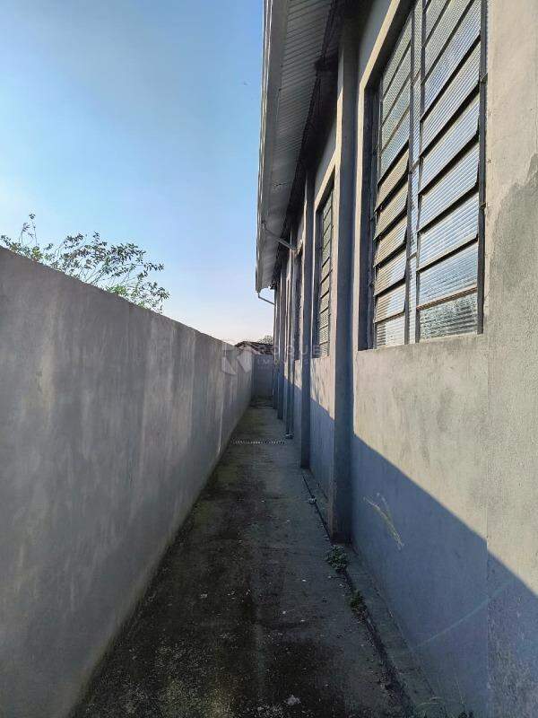 Barracão/Galpão para aluguel no bairro Boa Vista: Corredor 