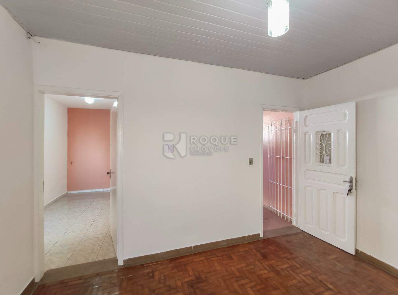 Casa Residencial à venda no bairro Vila Queiroz: Sala 