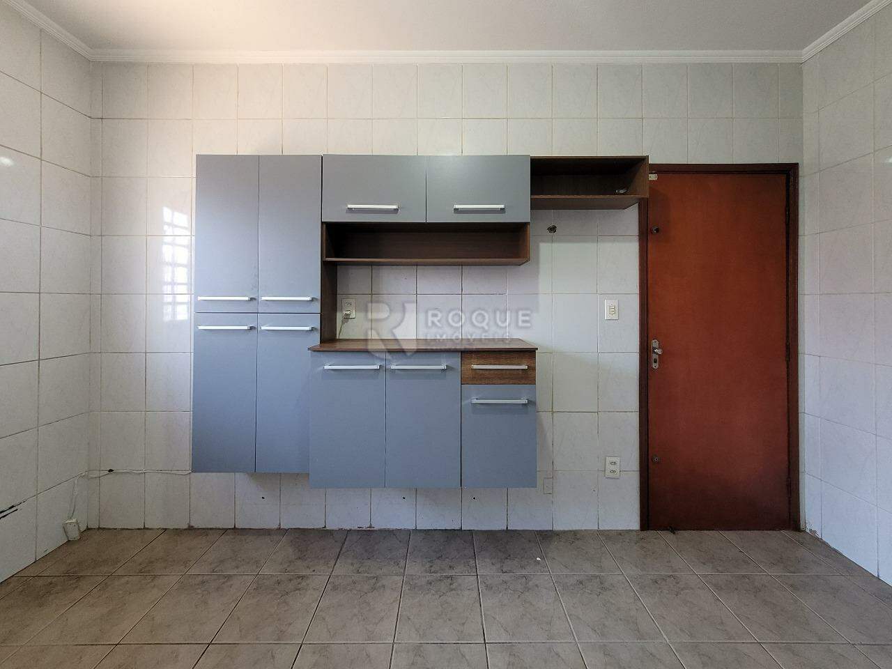 Casa Residencial para aluguel no bairro Jardim Ipanema: Cozinha