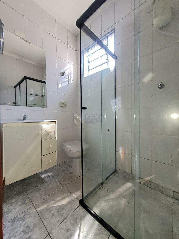 Casa Residencial para aluguel no bairro Jardim Ipanema: Wc social 