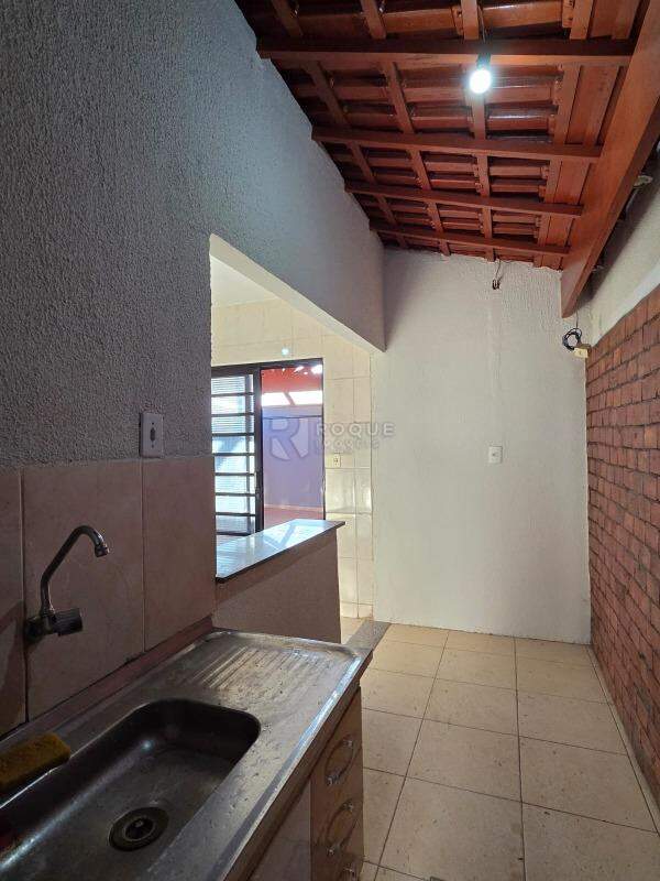 Casa Residencial à venda no bairro Jardim Residencial Graminha III: Cozinha