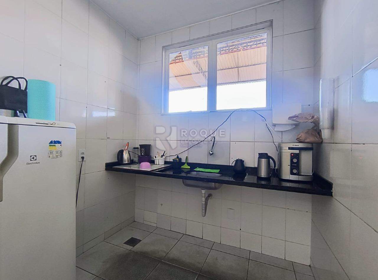 Barracão/Galpão para aluguel no bairro Jardim Celina: Cozinha 