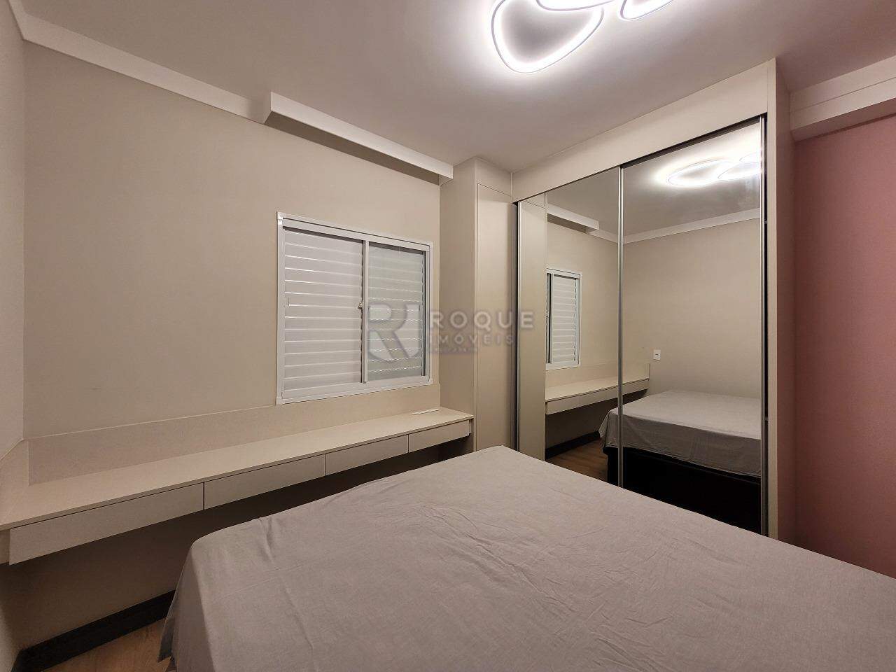 Apartamento para aluguel no bairro Jardim Santa Adélia: Dormitório 02