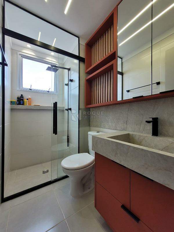 Apartamento para aluguel no bairro Jardim Santa Adélia: Wc