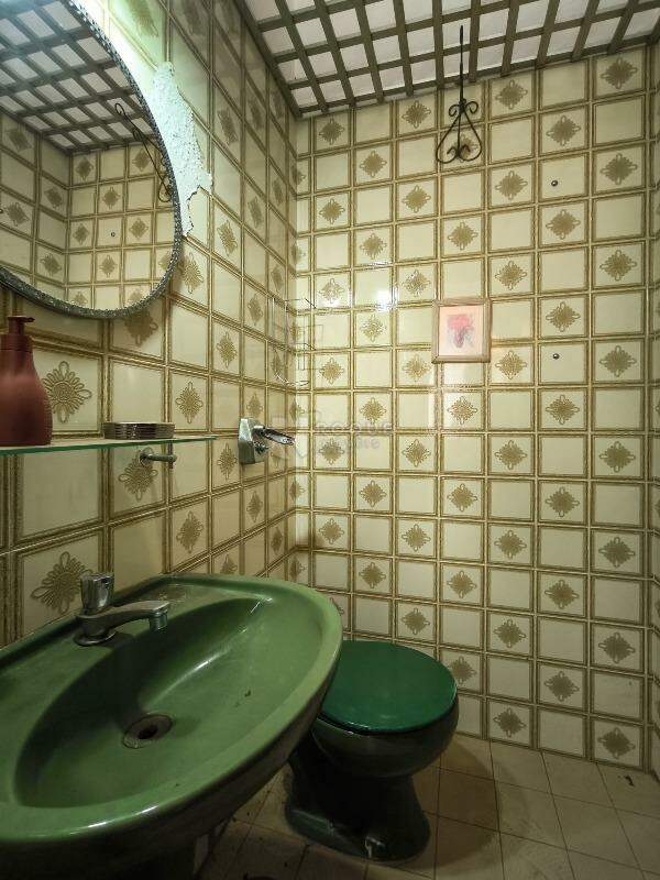 Casa Residencial à venda no bairro Vila Cristovam: LAVABO
