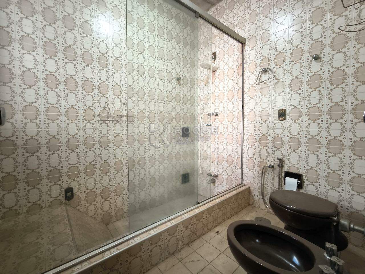 Casa Residencial à venda no bairro Vila Cristovam: WC SUÍTE