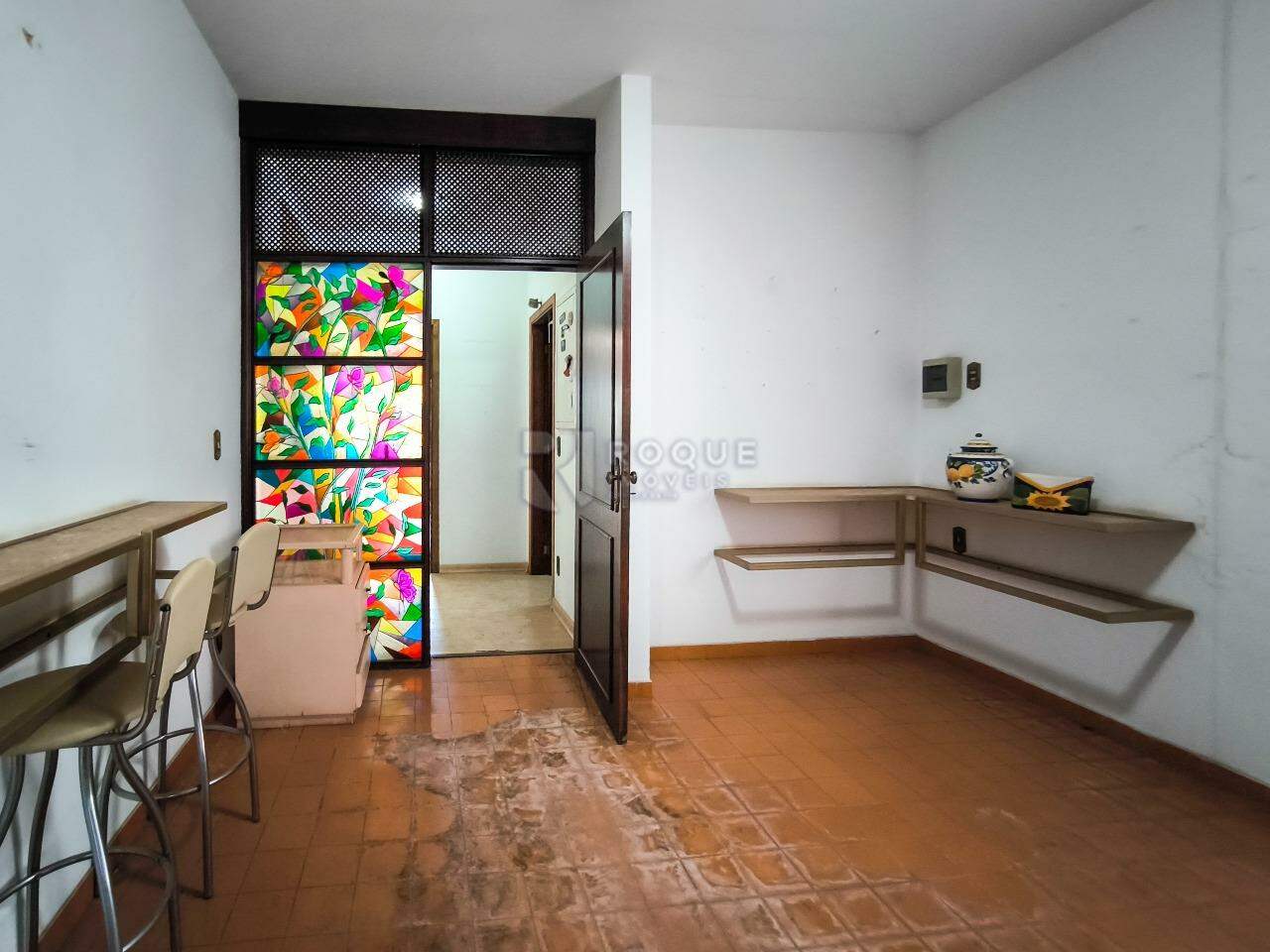 Casa Residencial à venda no bairro Vila Cristovam: SALA