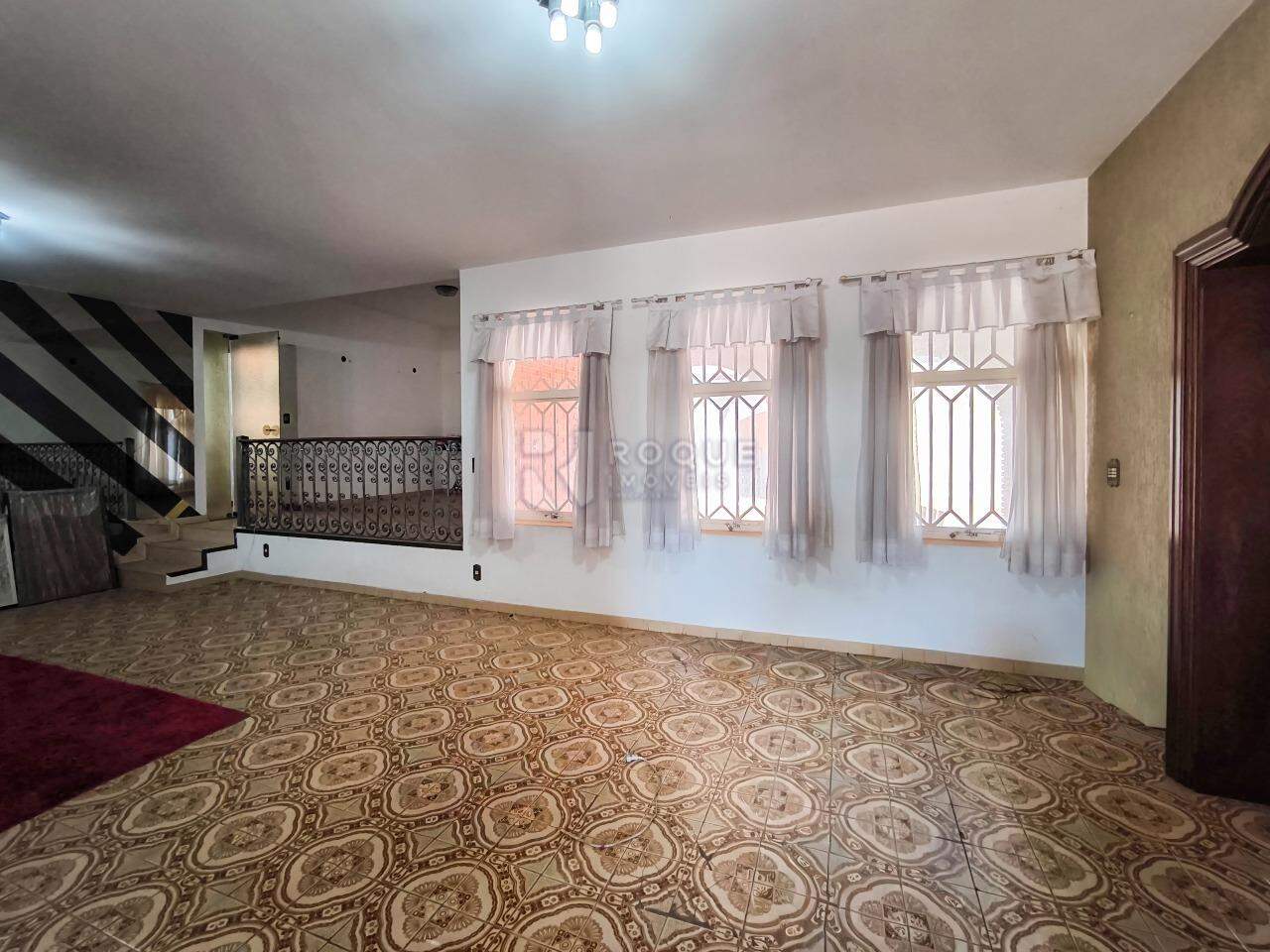 Casa Residencial à venda no bairro Vila Cristovam: SALA DE ESTAR