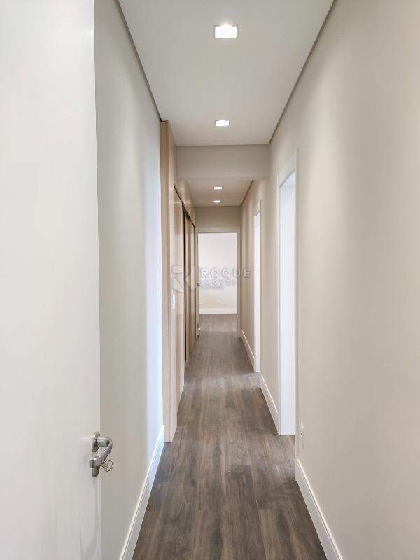 Apartamento à venda no bairro Jardim Aquárius: Hall 