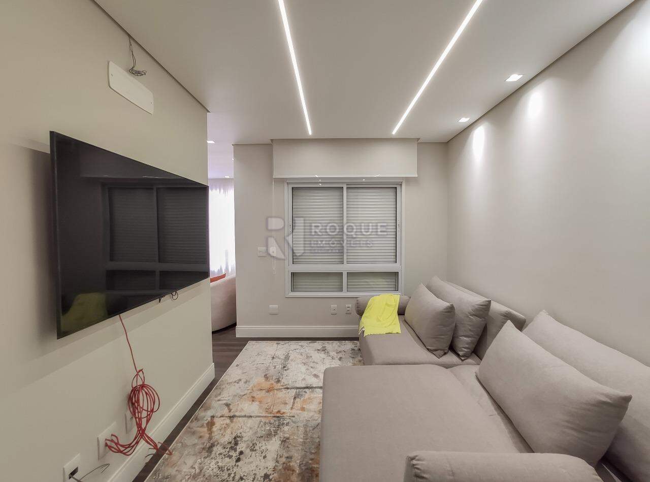 Apartamento à venda no bairro Jardim Aquárius: Sala de tv 