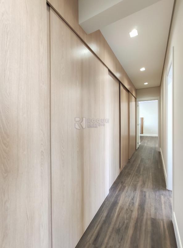 Apartamento à venda no bairro Jardim Aquárius: Hall 