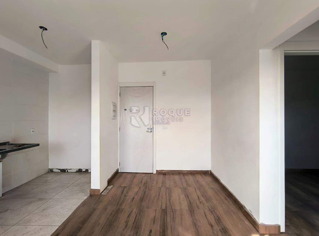 Apartamento para aluguel no bairro Chácaras Antonieta: Sala