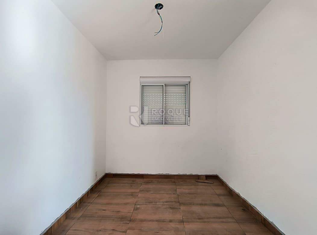Apartamento para aluguel no bairro Chácaras Antonieta: Dormitório 01