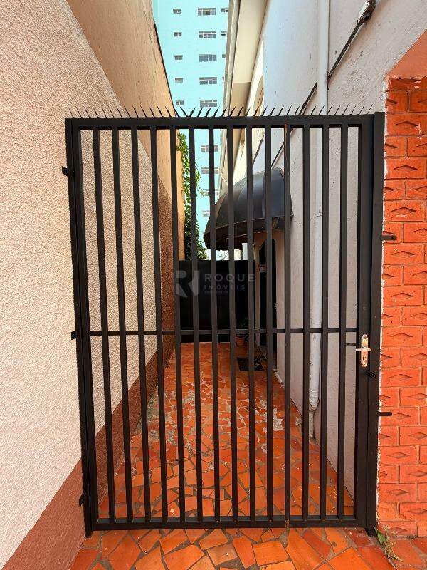 Salas/Conjuntos para aluguel no bairro Centro: Entrada