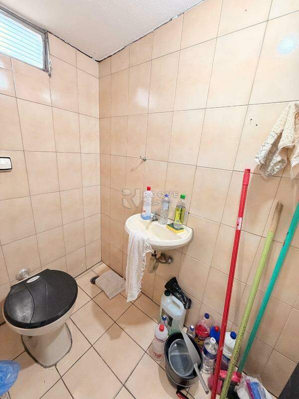Salas/Conjuntos para aluguel no bairro Centro: WC sala 4