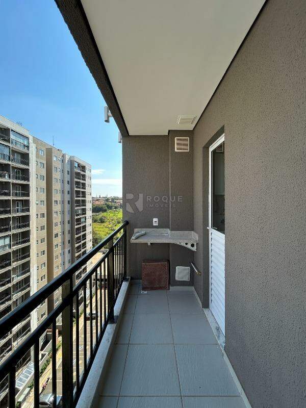 Apartamento para aluguel no bairro Jardim do Lago: Sacada 