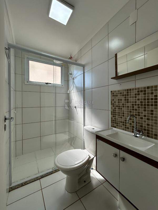 Apartamento para aluguel no bairro Residencial Rubi: WC social
