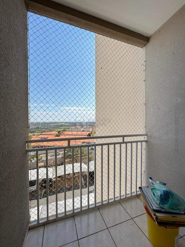 Apartamento para aluguel no bairro Residencial Rubi: Sacada