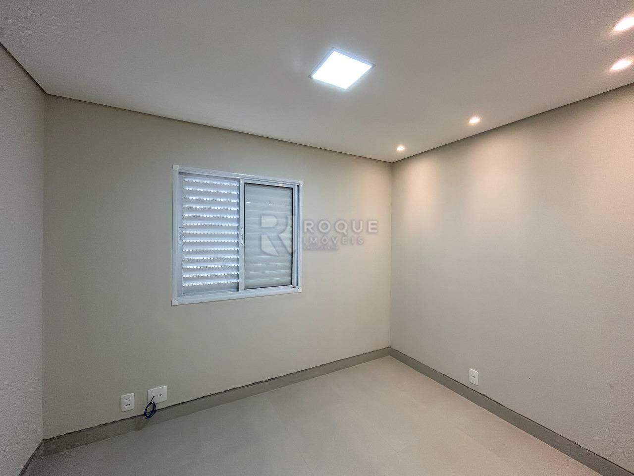 Apartamento para aluguel no bairro Jardim Santa Adélia: Dormitório 2