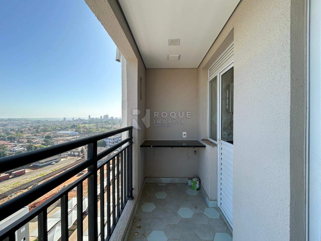 Apartamento para aluguel no bairro Jardim Santa Adélia: Sacada 