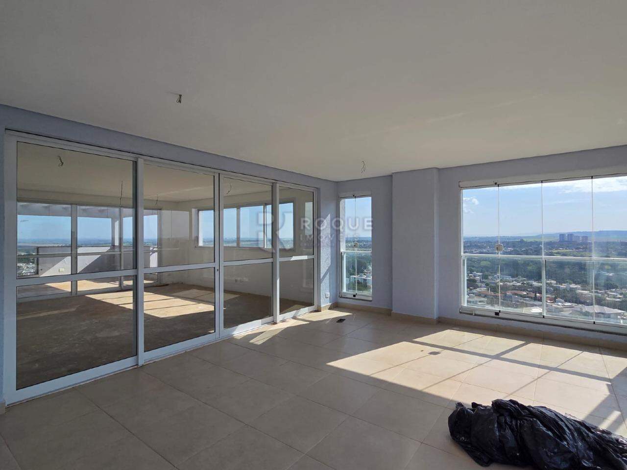 Apartamento à venda no bairro Jardim Florença: Varanda 