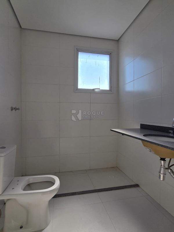 Apartamento à venda no bairro Jardim Florença: WC Suíte 2