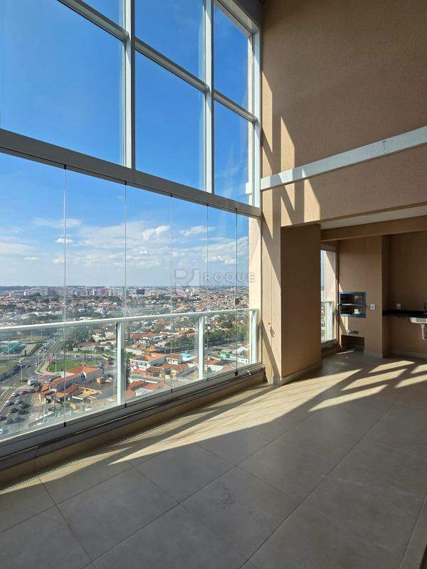 Apartamento à venda no bairro Jardim Florença: Varanda 